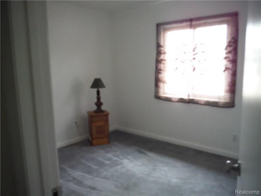 39059 Superior Street Romulus, MI 48174 - Photo 24 of 38 DSCF8323.JPG
