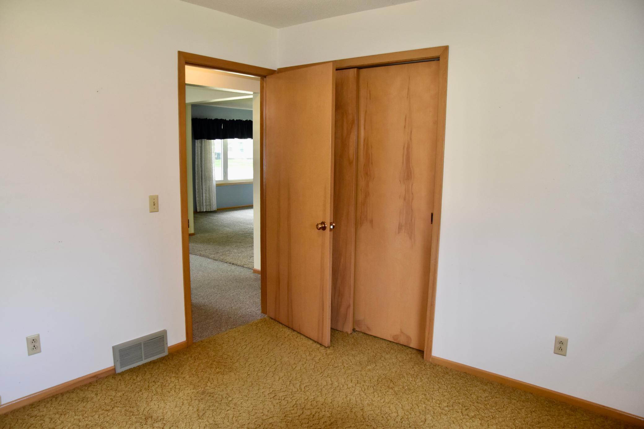 666 3rd Street Ocheyedan, IA 51354 - Photo 18 of 31