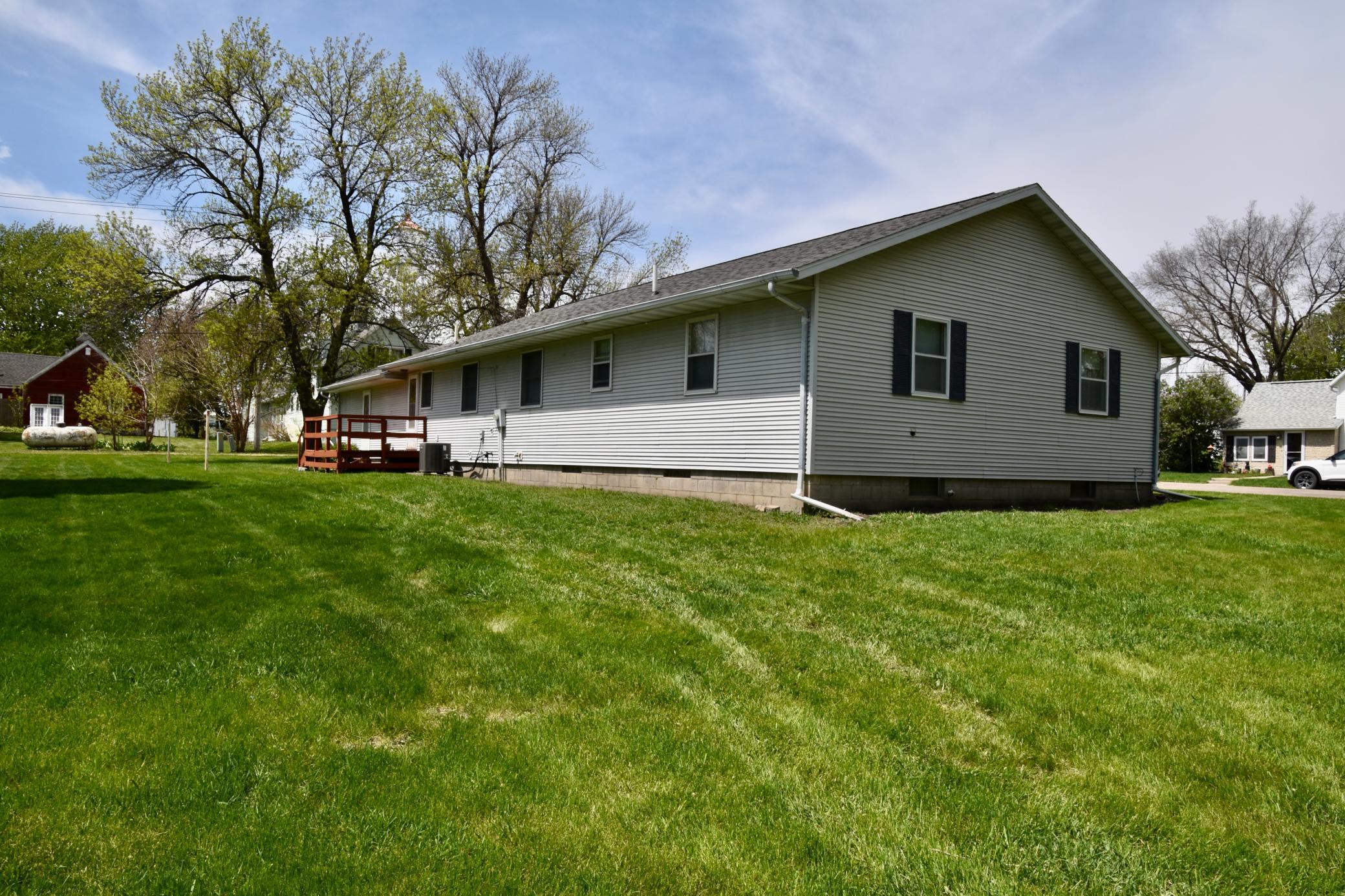 666 3rd Street Ocheyedan, IA 51354 - Photo 4 of 31