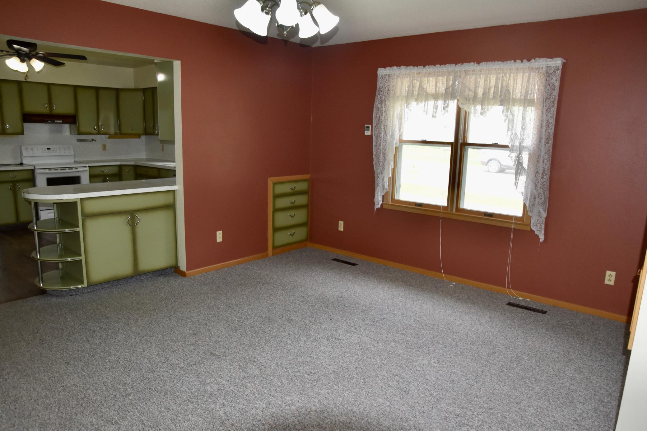 666 3rd Street Ocheyedan, IA 51354 - Photo 10 of 31