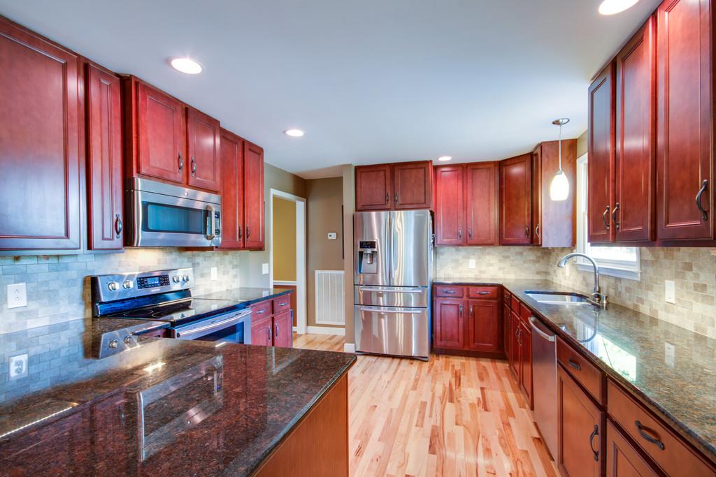 108 Walnut Ridge Court La Vergne, TN 37086 - Photo 1 of 20 Gallery Image 1