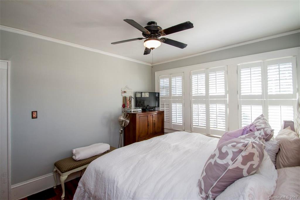 2210 Sharon Road Charlotte, NC 28207 - Photo 14 of 24 Gallery Image 14
