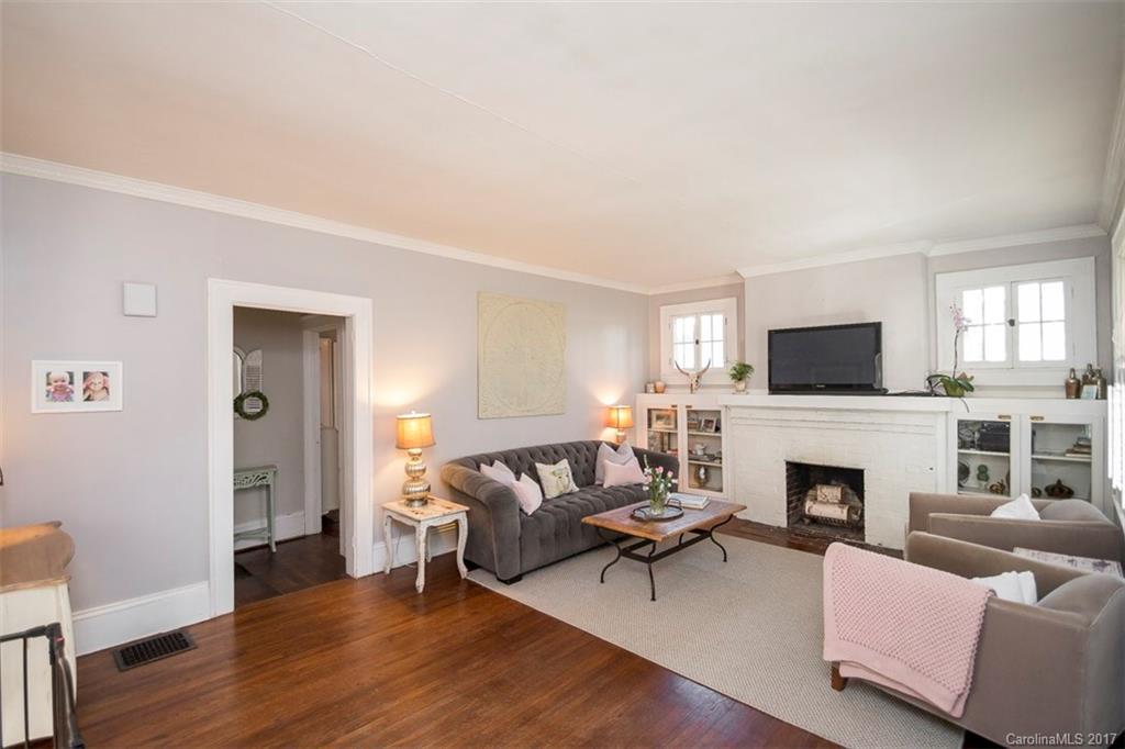 2210 Sharon Road Charlotte, NC 28207 - Photo 3 of 24 Gallery Image 3