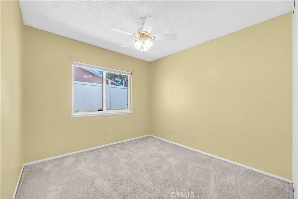 896 North Arrowhead Avenue Rialto, CA 92376 - Photo 19 of 31