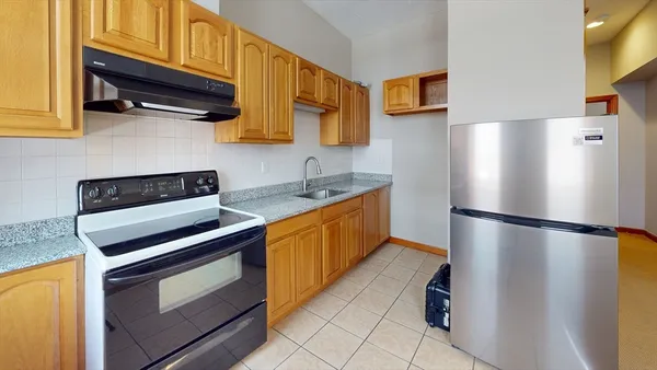 $2,300 | 97 Hudson Street, Unit 2, Boston, MA 02111