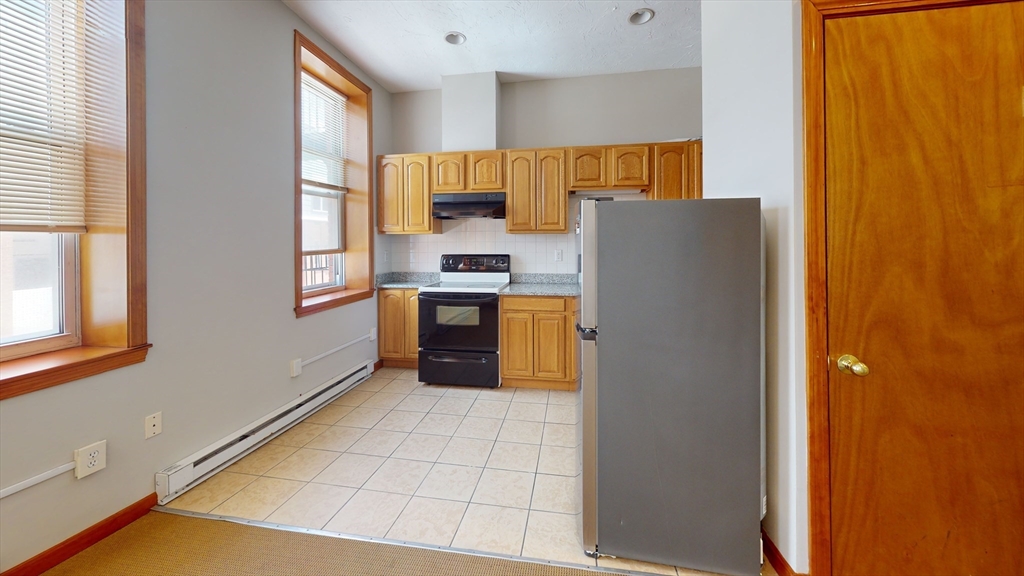 97 Hudson Street, Unit 2 Boston, MA 02111 - Photo 2 of 6