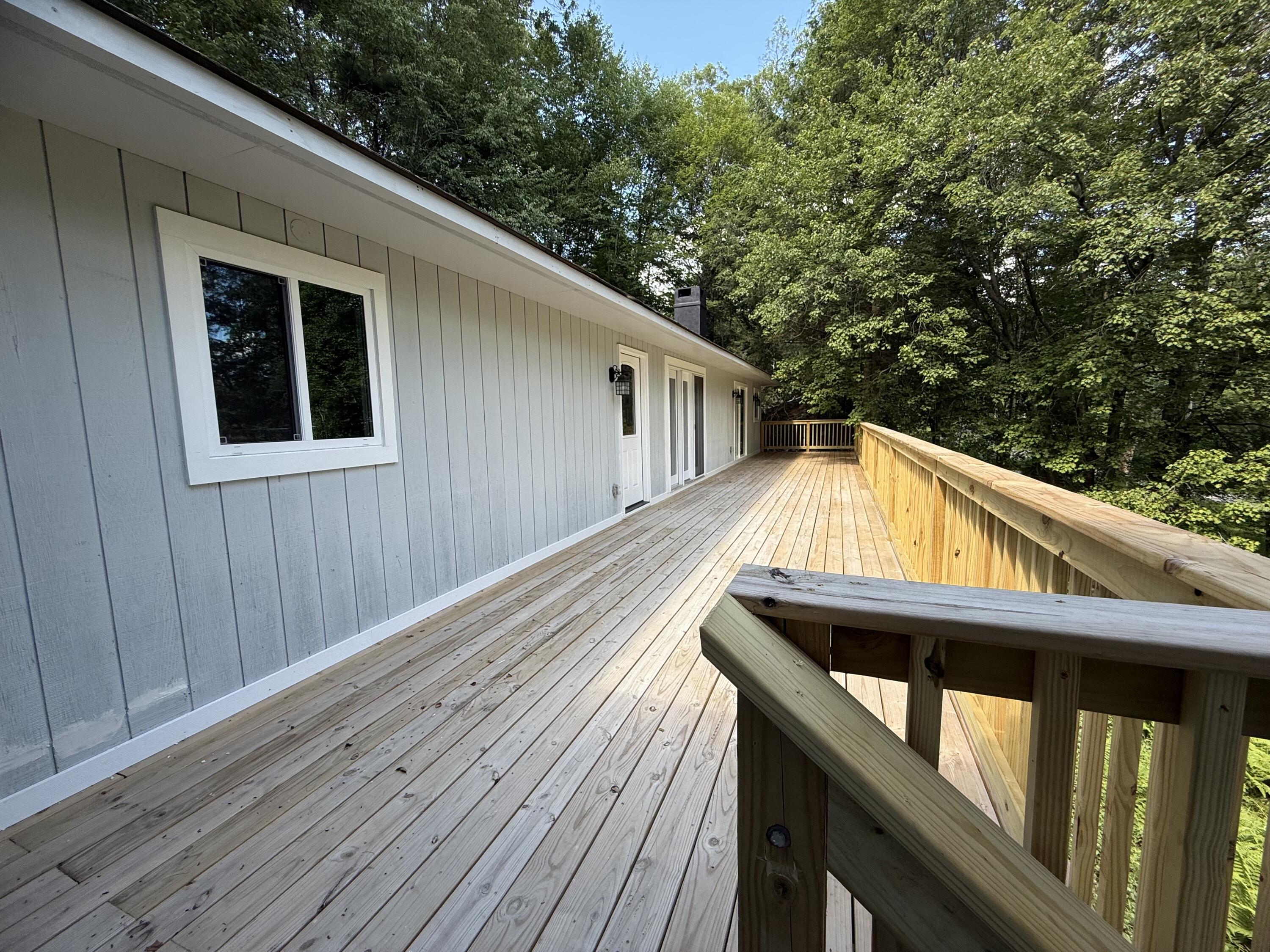 4147 Elderberry Lane East Stroudsburg, PA 18302 - Photo 2 of 33 IMG_3582