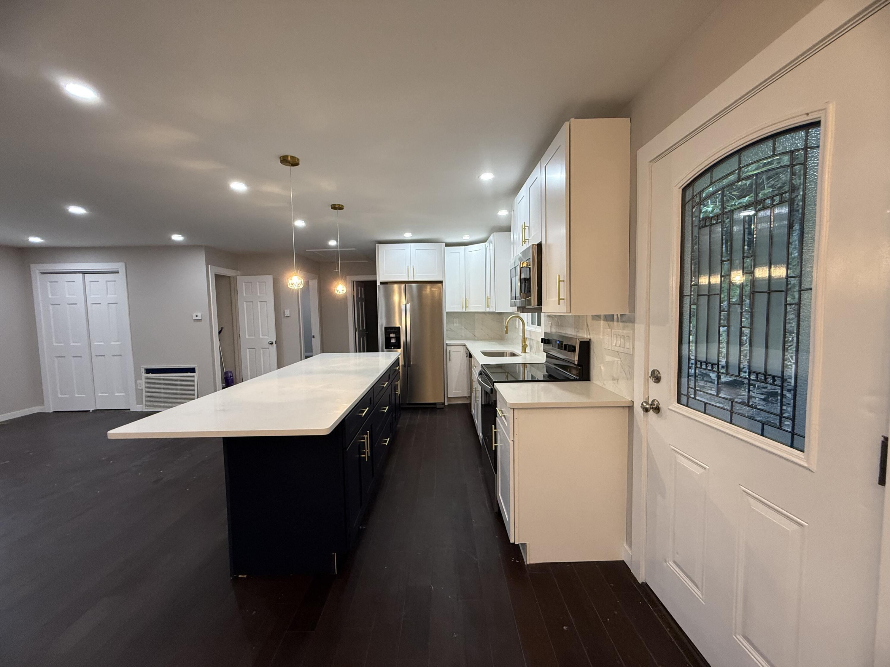 4147 Elderberry Lane East Stroudsburg, PA 18302 - Photo 8 of 33 IMG_3589