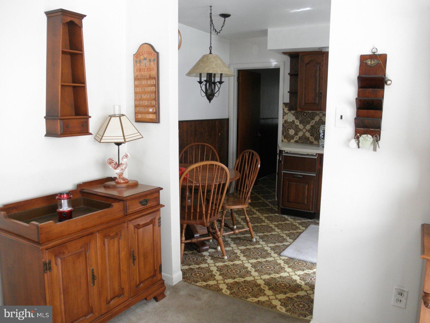 265 Shoemaker Road Huntingdon Valley, PA 19006 - Photo 14 of 24 Kitchen