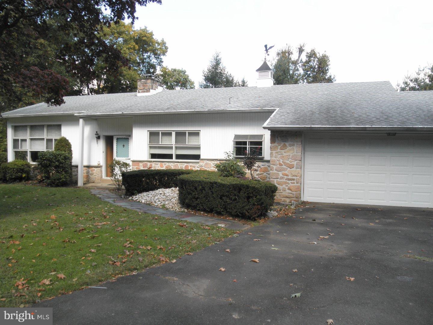 265 Shoemaker Road Huntingdon Valley, PA 19006 - Photo 24 of 24 Exterior Front