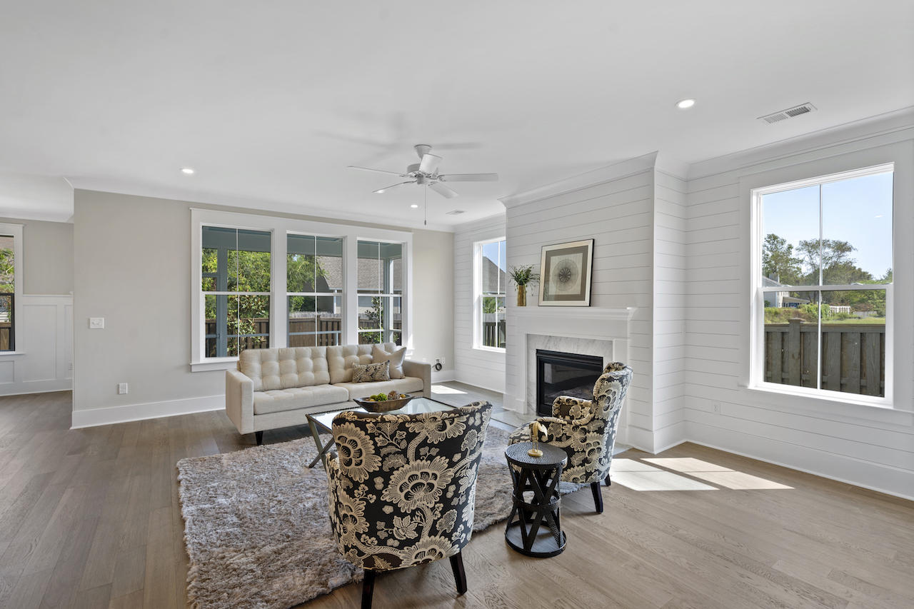 1506 Charming Nancy Road Charleston, SC 29412 - Photo 14 of 47 family room
