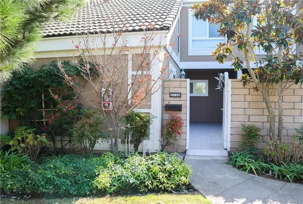 $6,000 | 3726 Montego Drive, Huntington Beach, CA 92649
