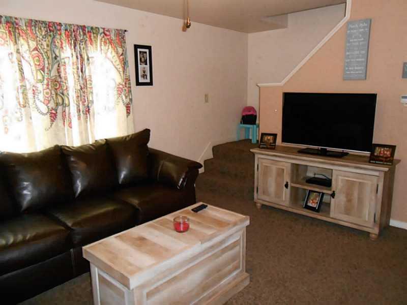 836 Rodgers Drive Springfield, OH 45503 - Photo 5 of 25