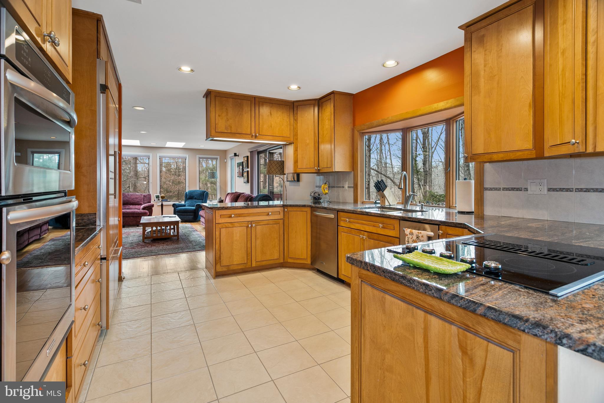 1042 Bellview Road McLean, VA 22102 - Photo 12 of 69 Gallery Image 12