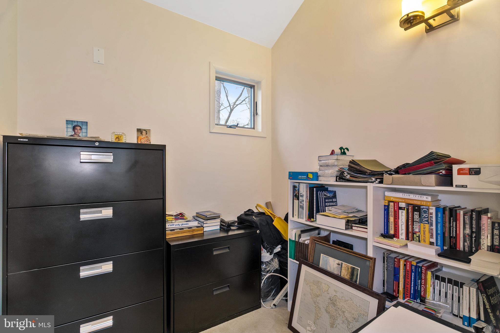 1042 Bellview Road McLean, VA 22102 - Photo 24 of 69 Gallery Image 24
