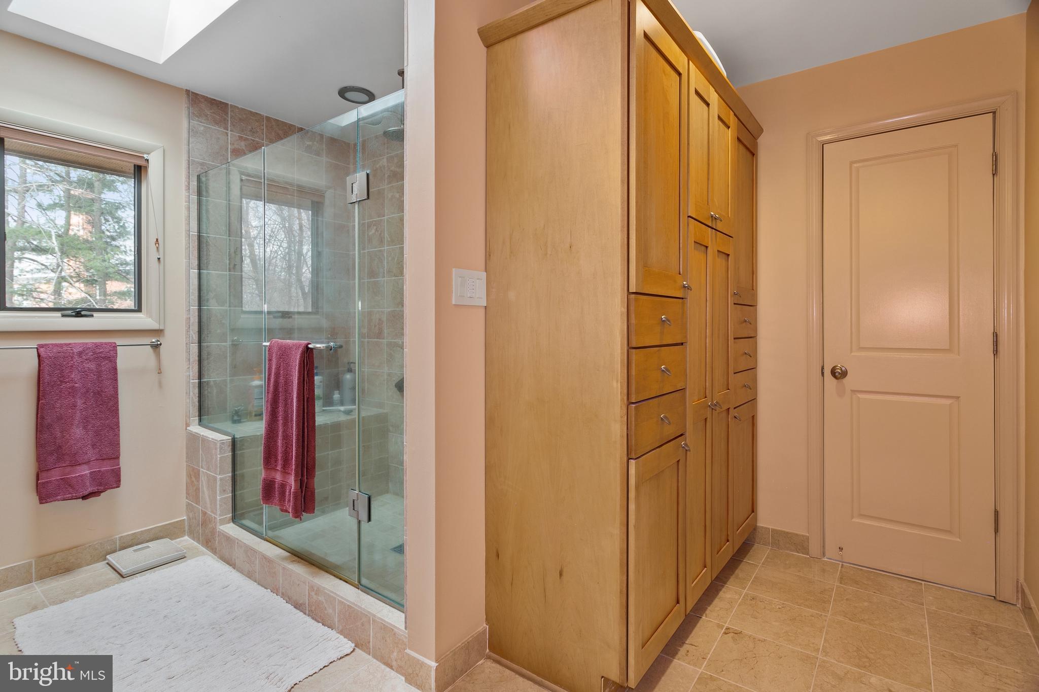 1042 Bellview Road McLean, VA 22102 - Photo 32 of 69 Gallery Image 32