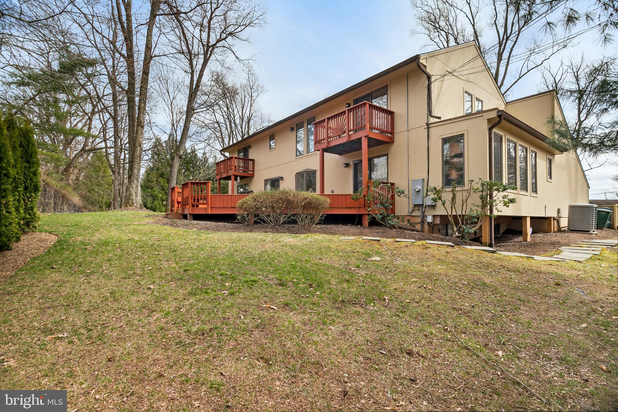 1042 Bellview Road McLean, VA 22102 - Photo 61 of 69 Gallery Image 61