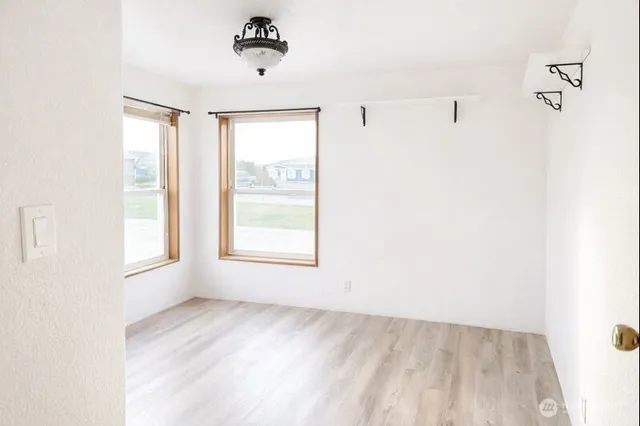 $220,000 | 309 5th Avenue Southeast, Ephrata, WA 98823