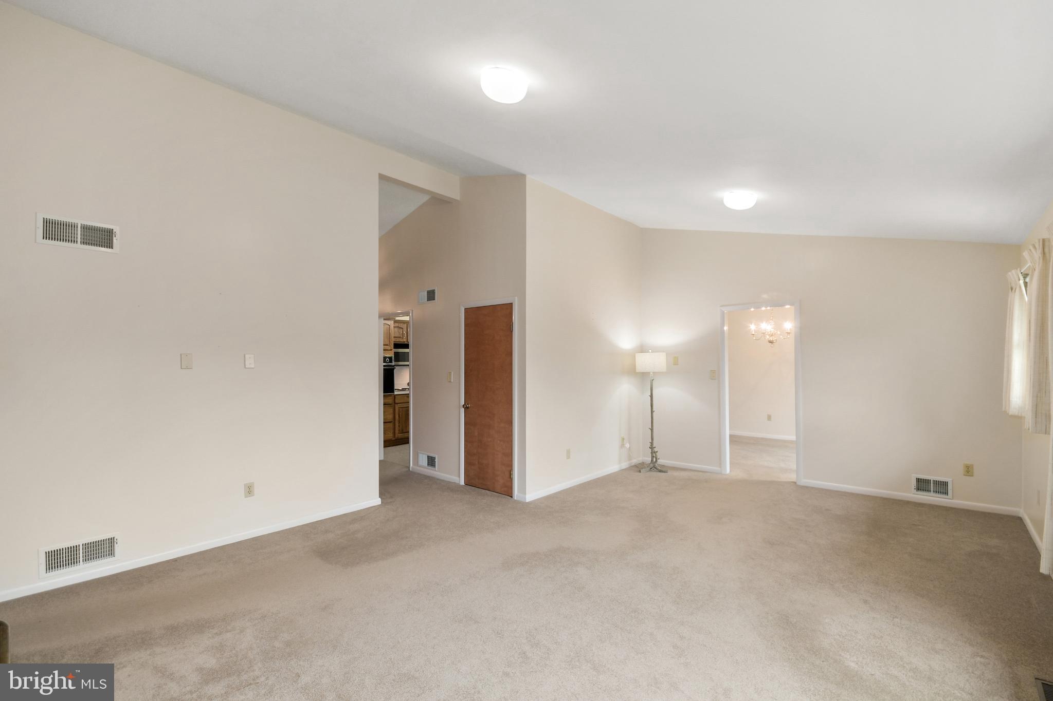 7321 Parkview Drive Frederick, MD 21702 - Photo 9 of 51 Family Room