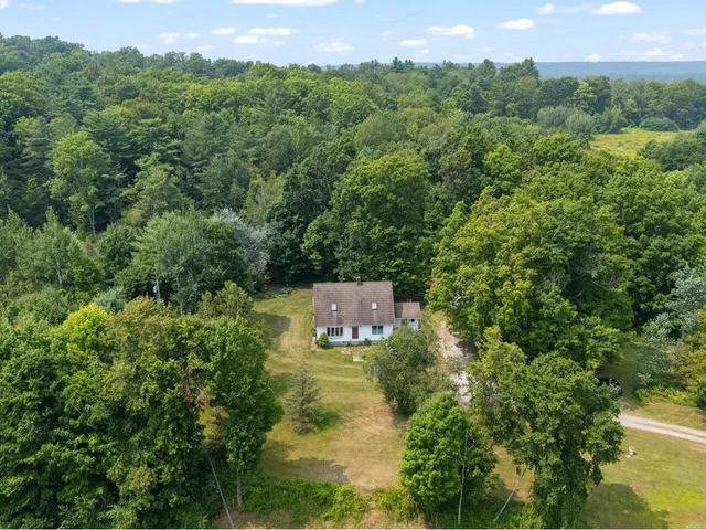 $395,000 | 2642 Highway 7, Leicester, VT 05733