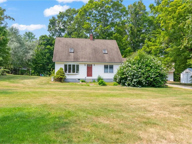 $395,000 | 2642 Highway 7, Leicester, VT 05733