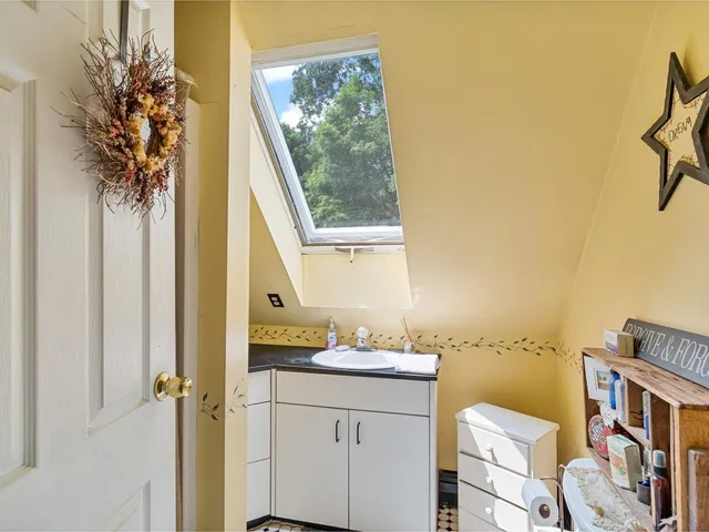 $395,000 | 2642 Highway 7, Leicester, VT 05733