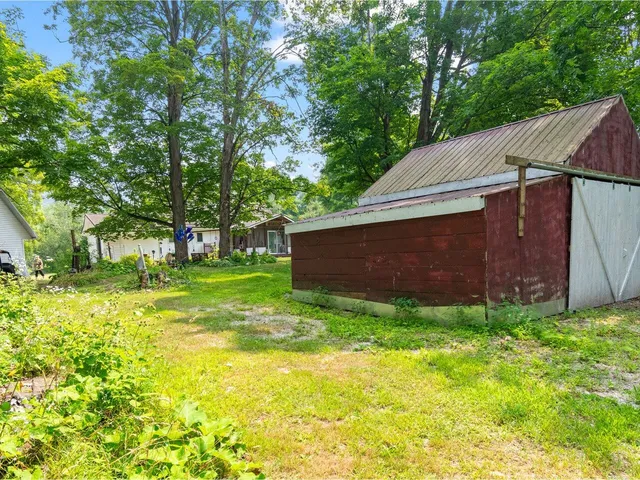 $395,000 | 2642 Highway 7, Leicester, VT 05733