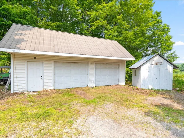 $395,000 | 2642 Highway 7, Leicester, VT 05733