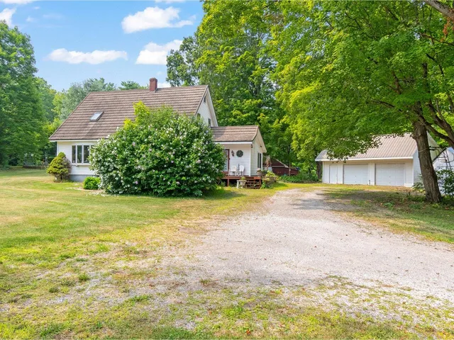 $395,000 | 2642 Highway 7, Leicester, VT 05733