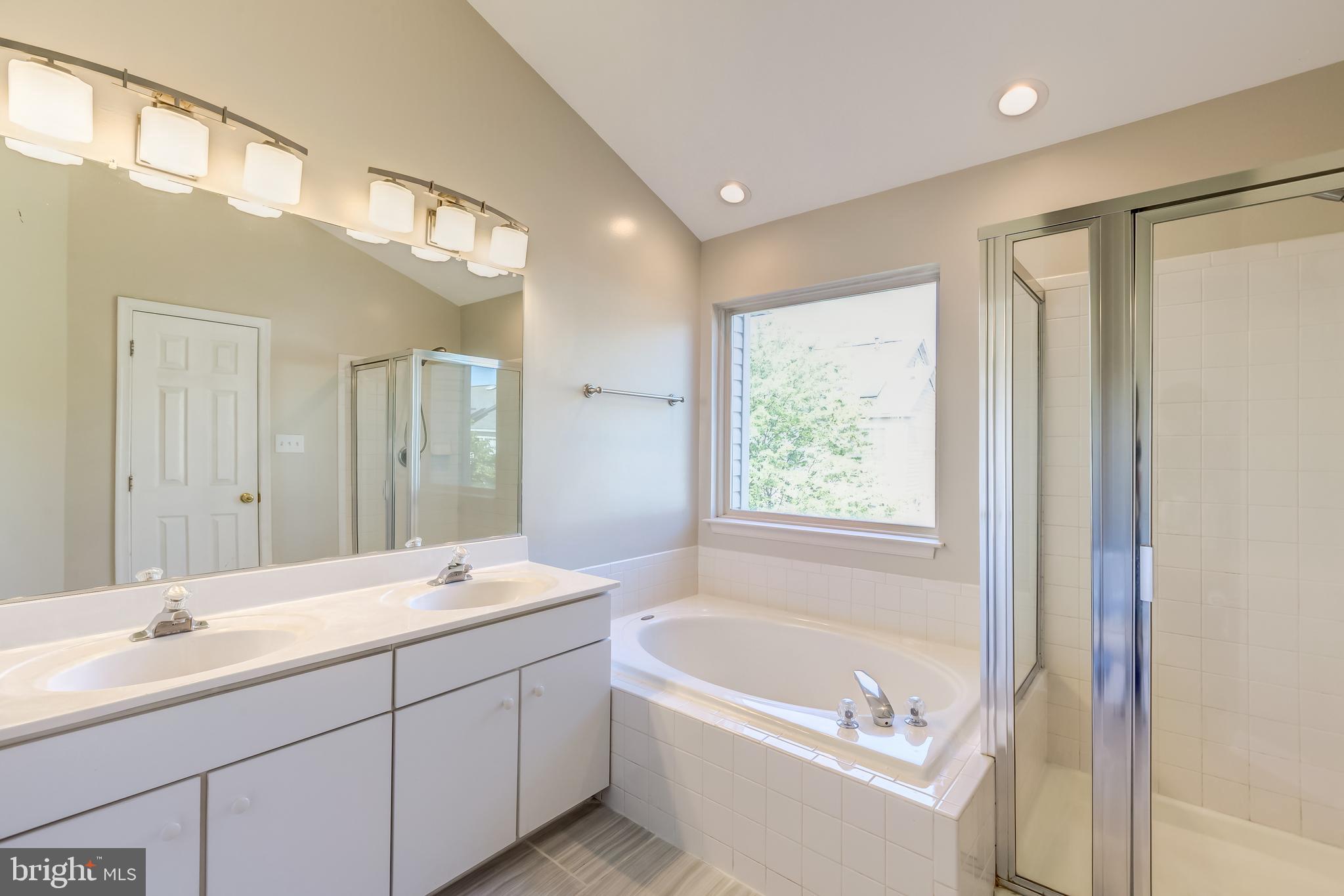 20868 Derrydale Square Sterling, VA 20165 - Photo 7 of 14