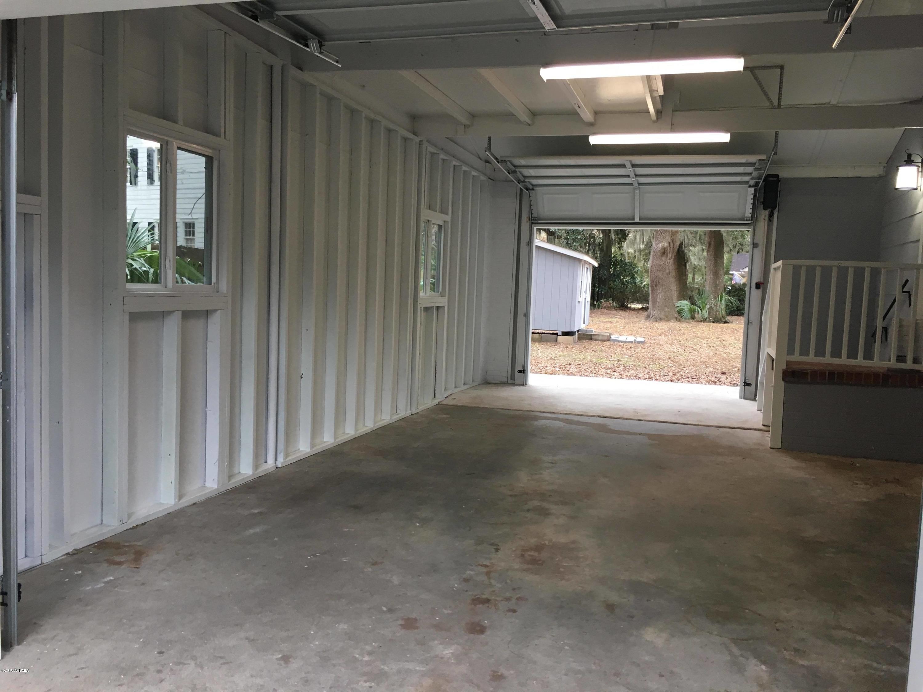 2304 Hermitage Road Beaufort, SC 29902 - Photo 32 of 43 27268024_10155237013477584_898275738_o