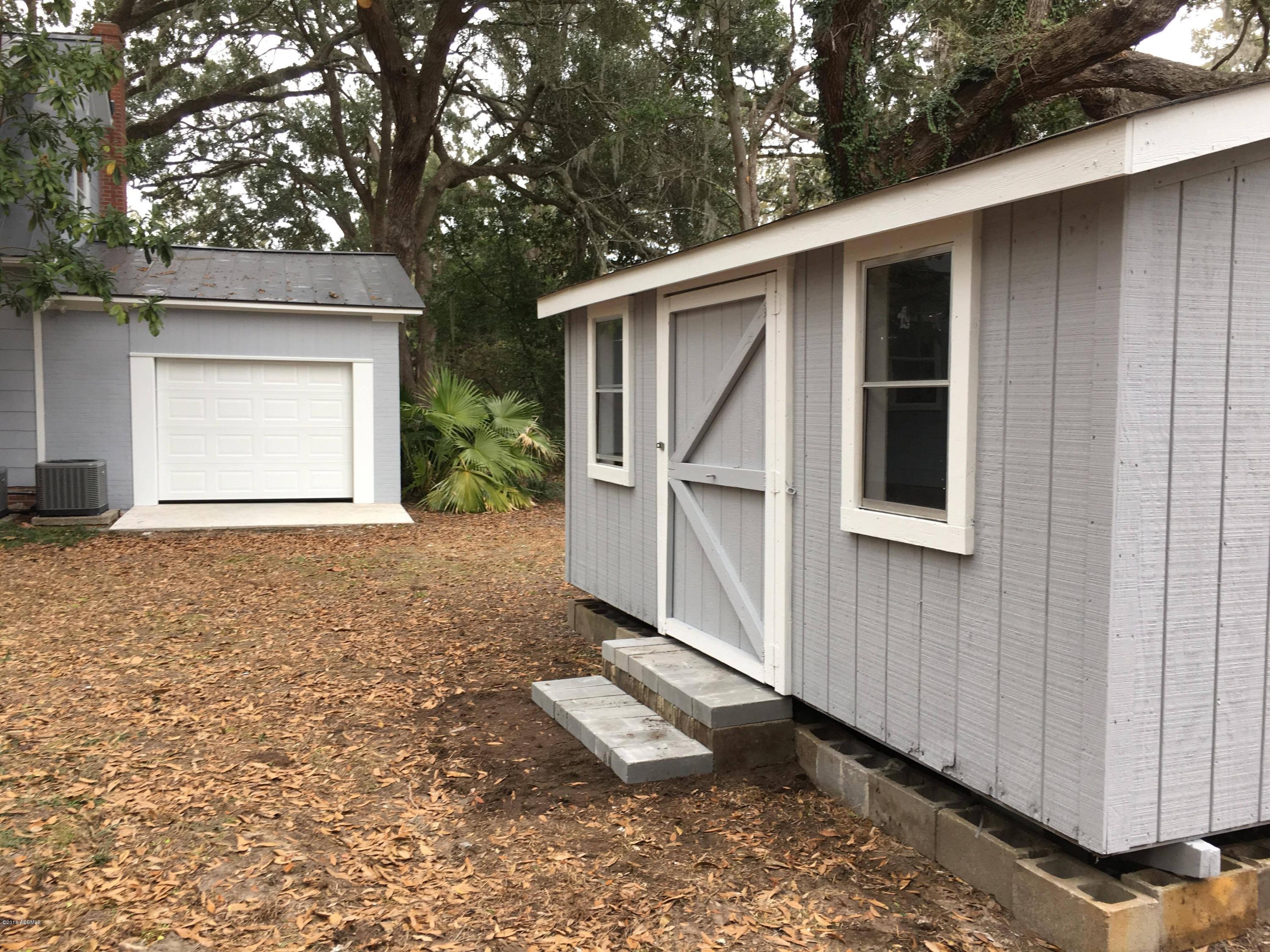 2304 Hermitage Road Beaufort, SC 29902 - Photo 37 of 43 27485003_10155237048067584_175632636_o