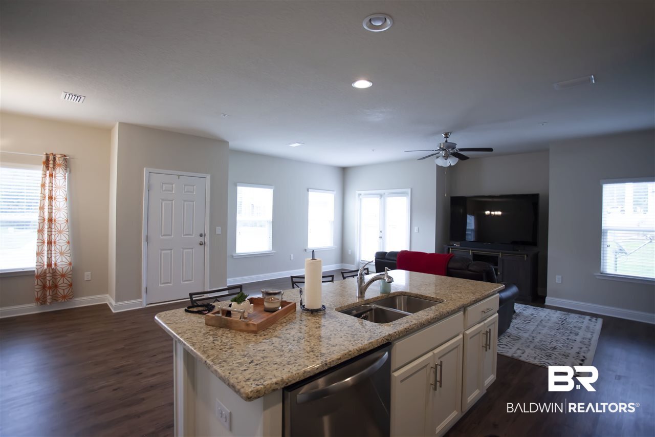 31172 C Thicket Way Daphne, AL 36527 - Photo 9 of 26 Kitchen