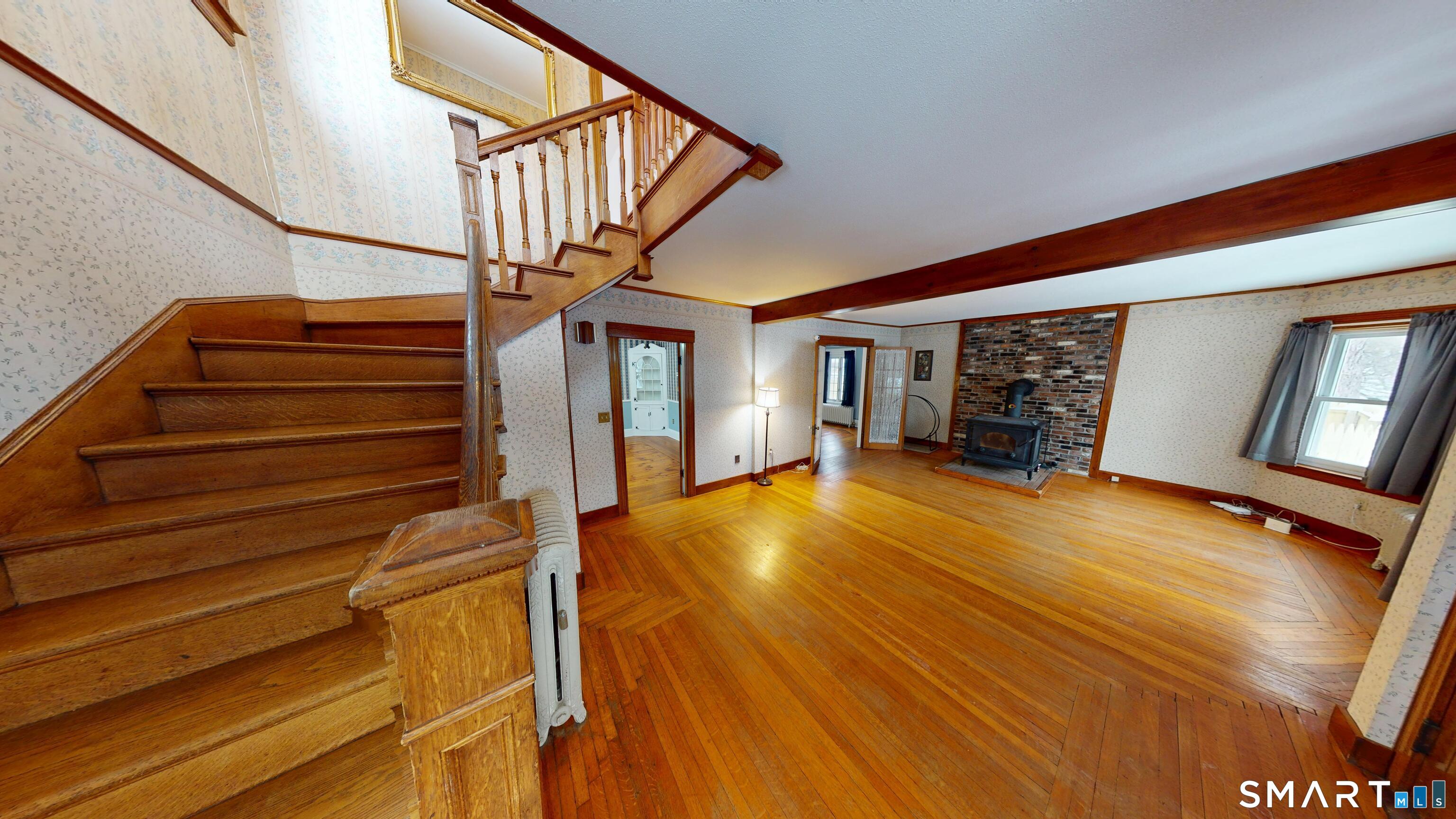 55 Mechanics Street Putnam, CT 06260 - Photo 4 of 38