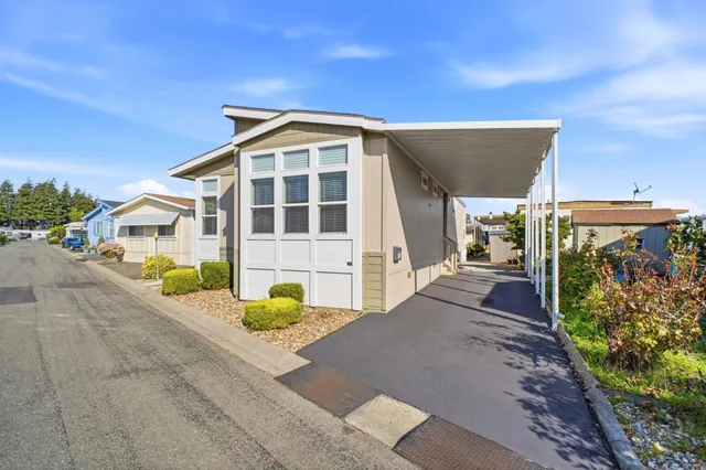 $379,000 | 1200 West Winton Avenue, Unit 203, Hayward, CA 94545