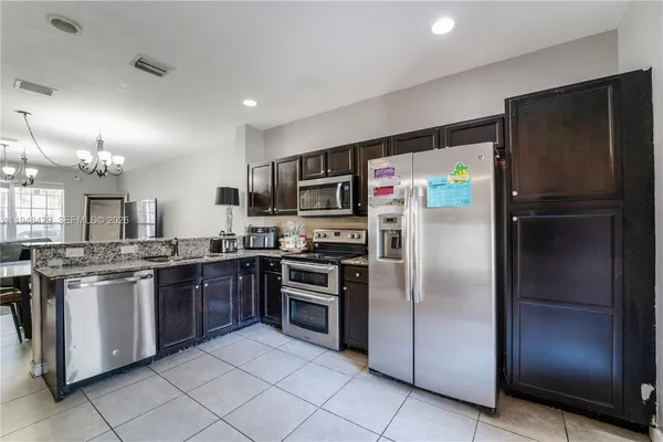 $525,000 | 9360 Southwest 171st Court, Miami, FL 33196