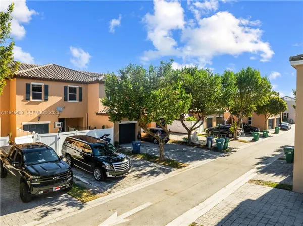 $525,000 | 9360 Southwest 171st Court, Miami, FL 33196