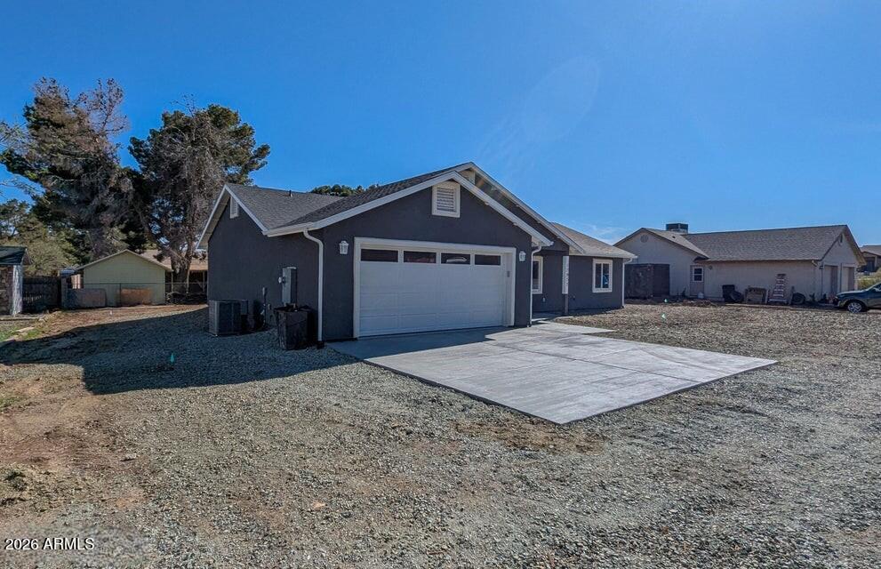 17933 East Bob White Road Mayer, AZ 86333 - Photo 29 of 30 a front view of a house with a yard