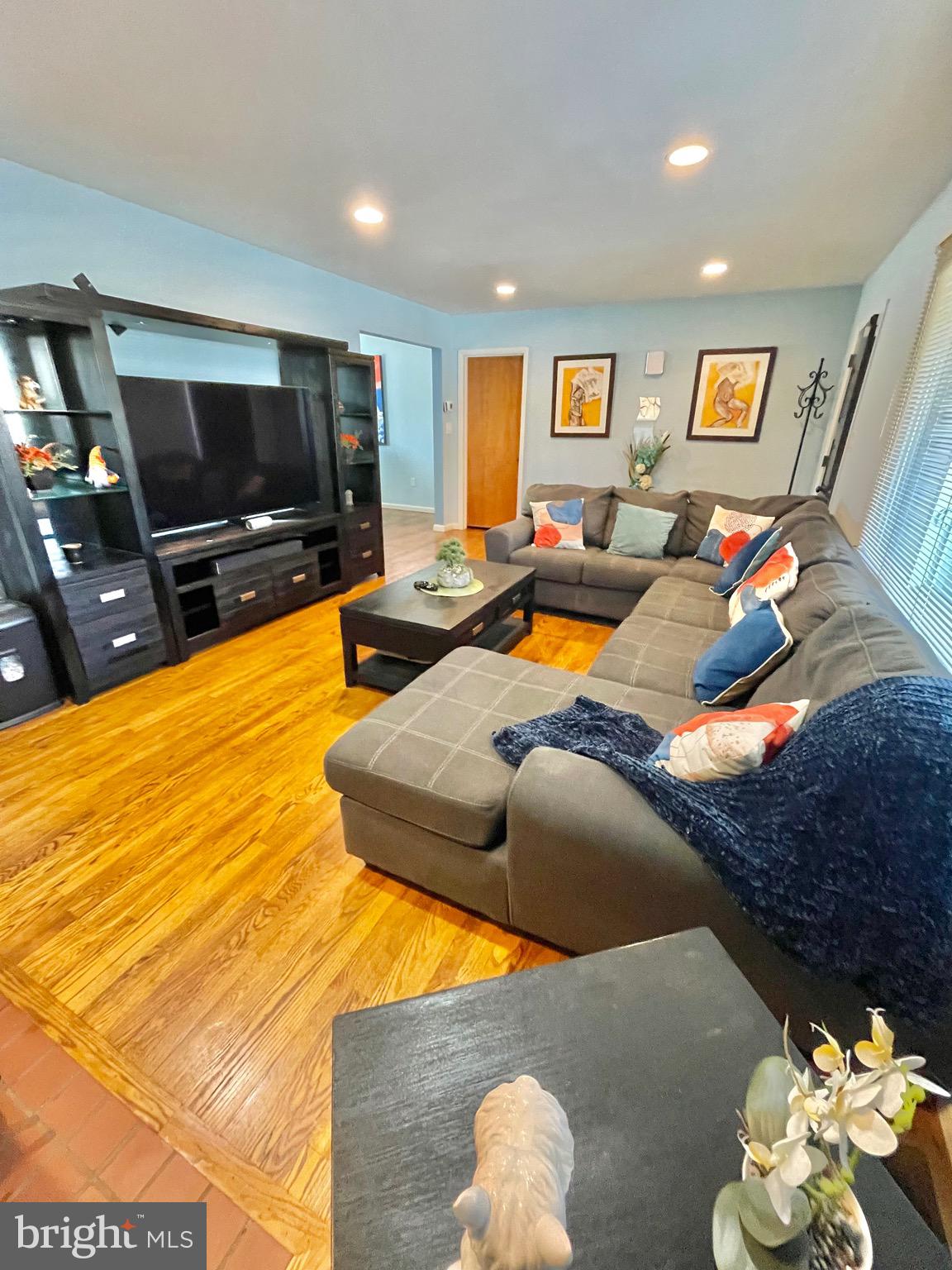 3117 Union Deposit Road Harrisburg, PA 17109 - Photo 6 of 74 Gallery Image 6