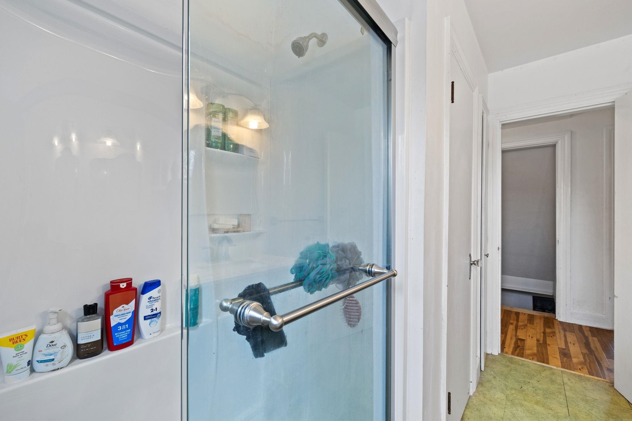 58 Arnold Street Manchester, NH 03102 - Photo 17 of 50