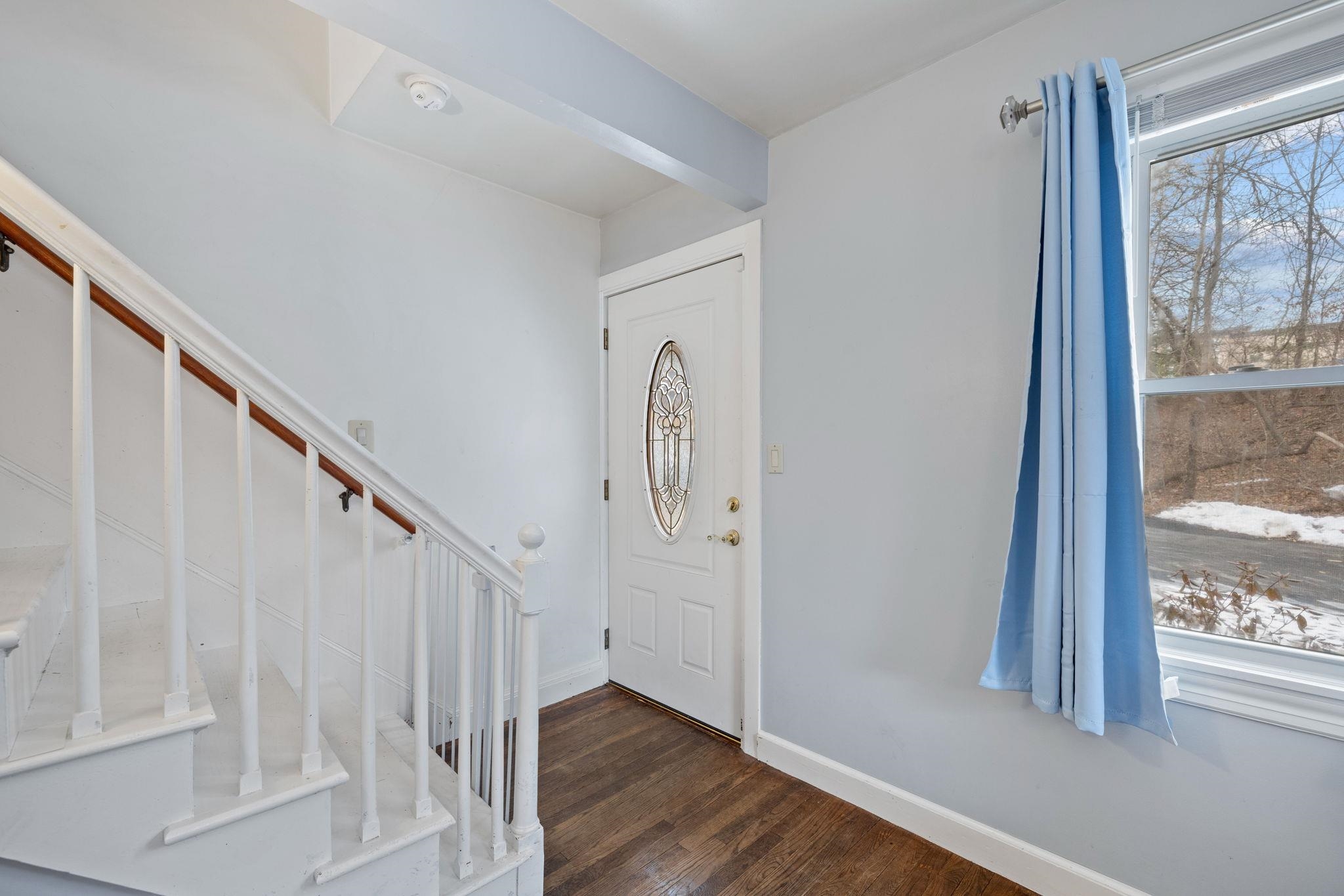 58 Arnold Street Manchester, NH 03102 - Photo 23 of 50