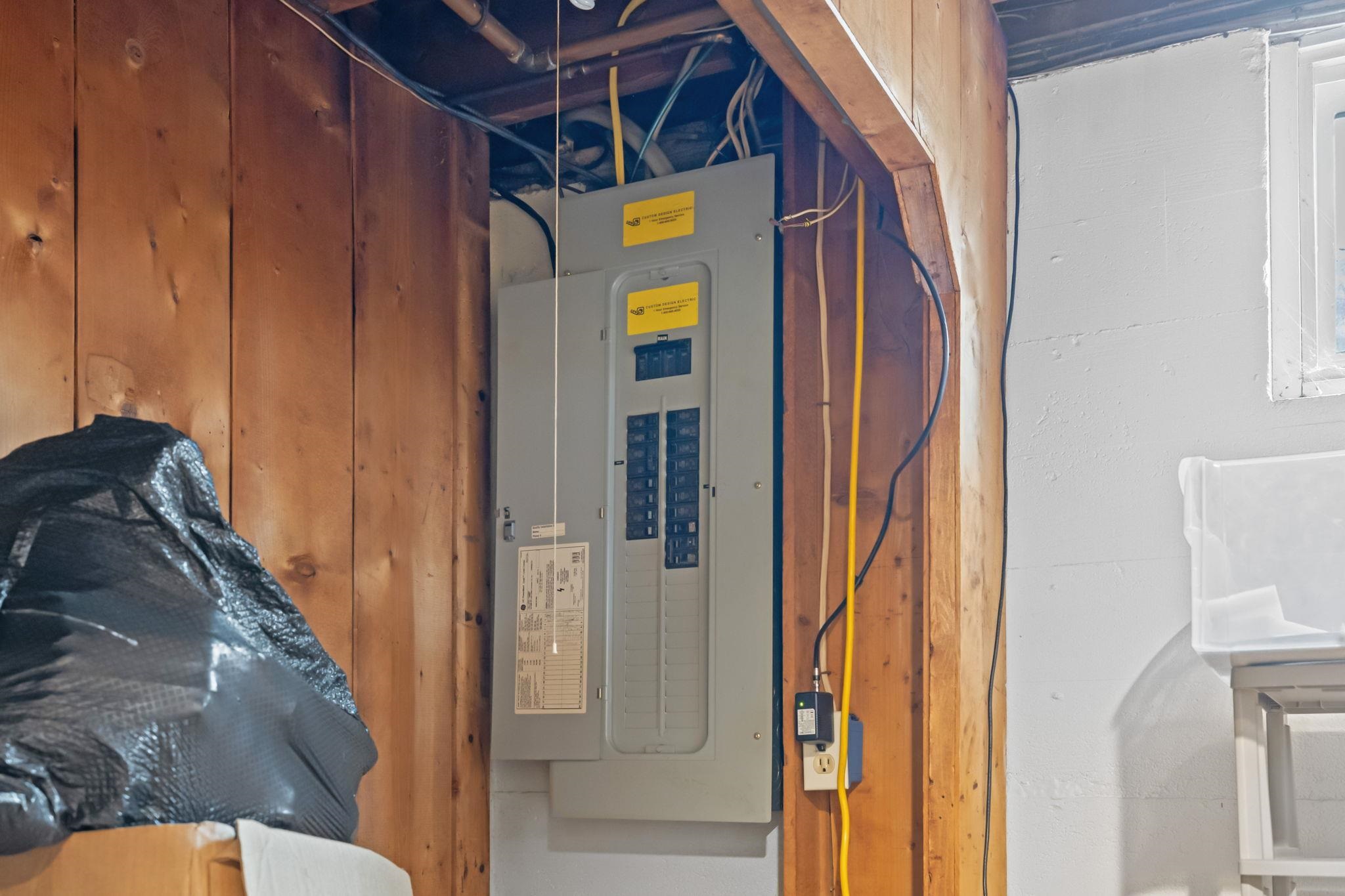 58 Arnold Street Manchester, NH 03102 - Photo 45 of 50