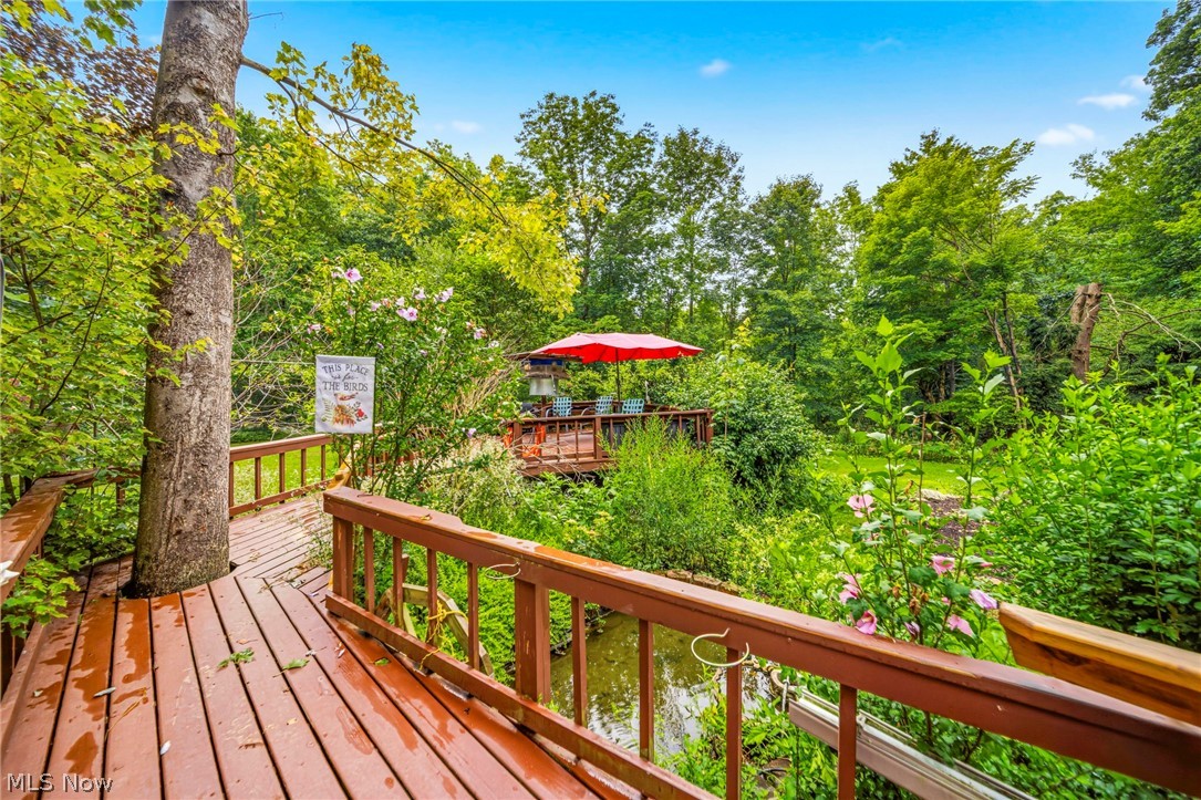 14512 North Rider Road Burton, OH 44021 - Photo 27 of 38 Deck