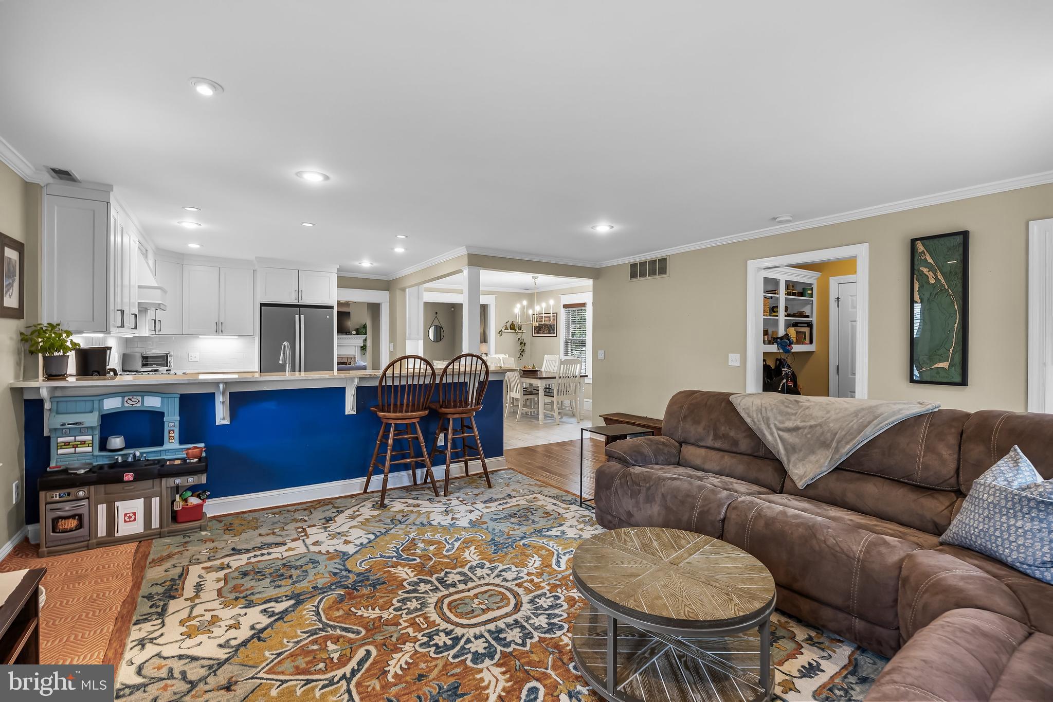 31 Wesley Avenue Cherry Hill, NJ 08002 - Photo 19 of 52 a living room with furniture and kitchen view