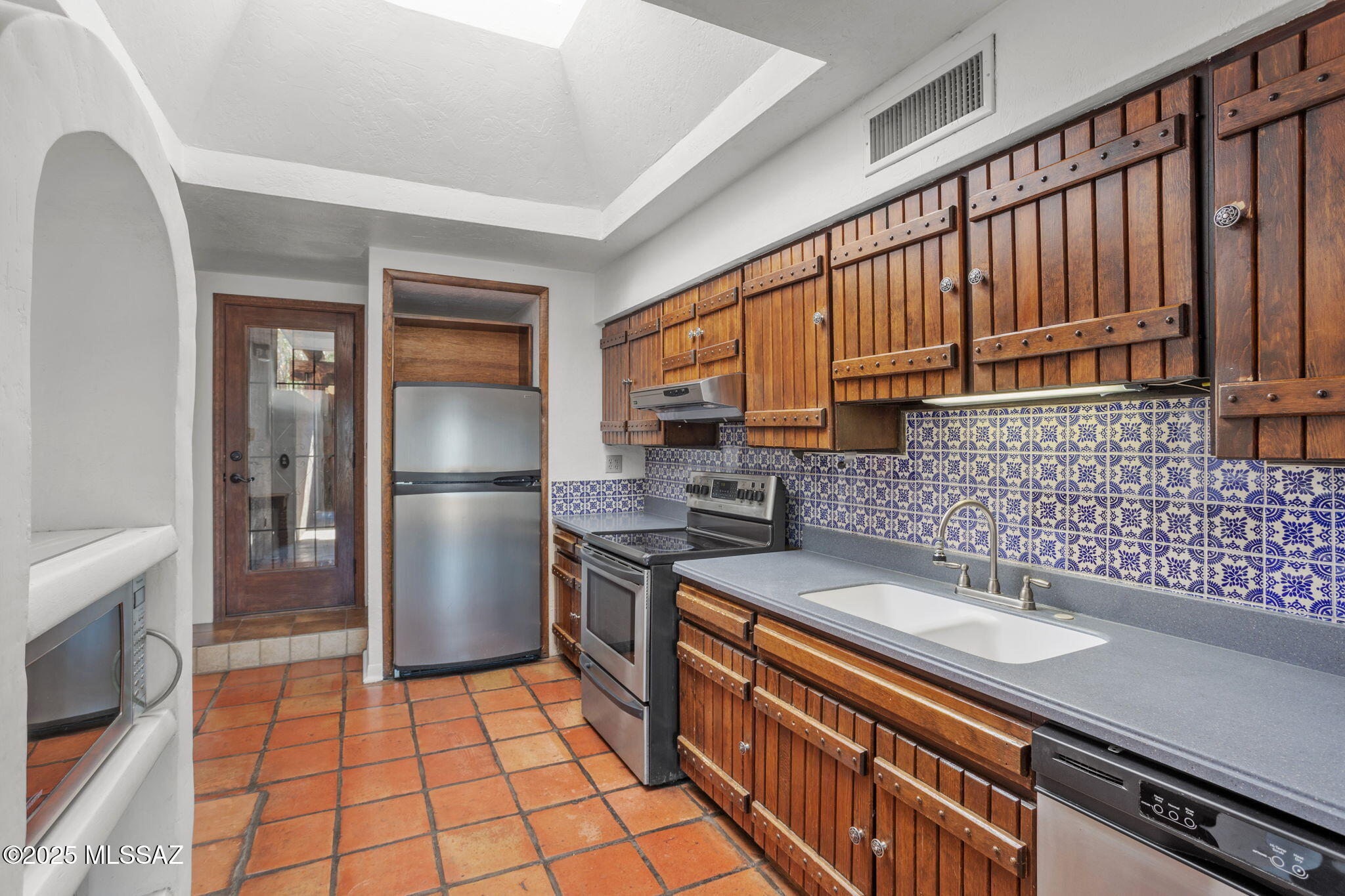 4051 West Anklam Road Tucson, AZ 85745 - Photo 9 of 46 Gallery Image 9