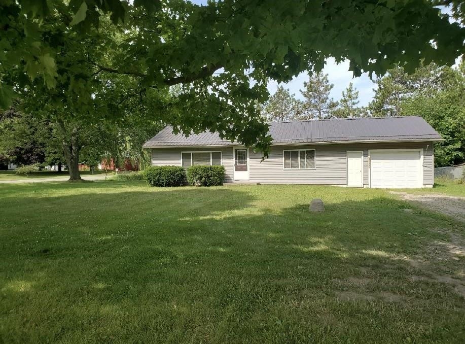 1960 South Winn Road Mount Pleasant, MI 48858 - Photo 11 of 15