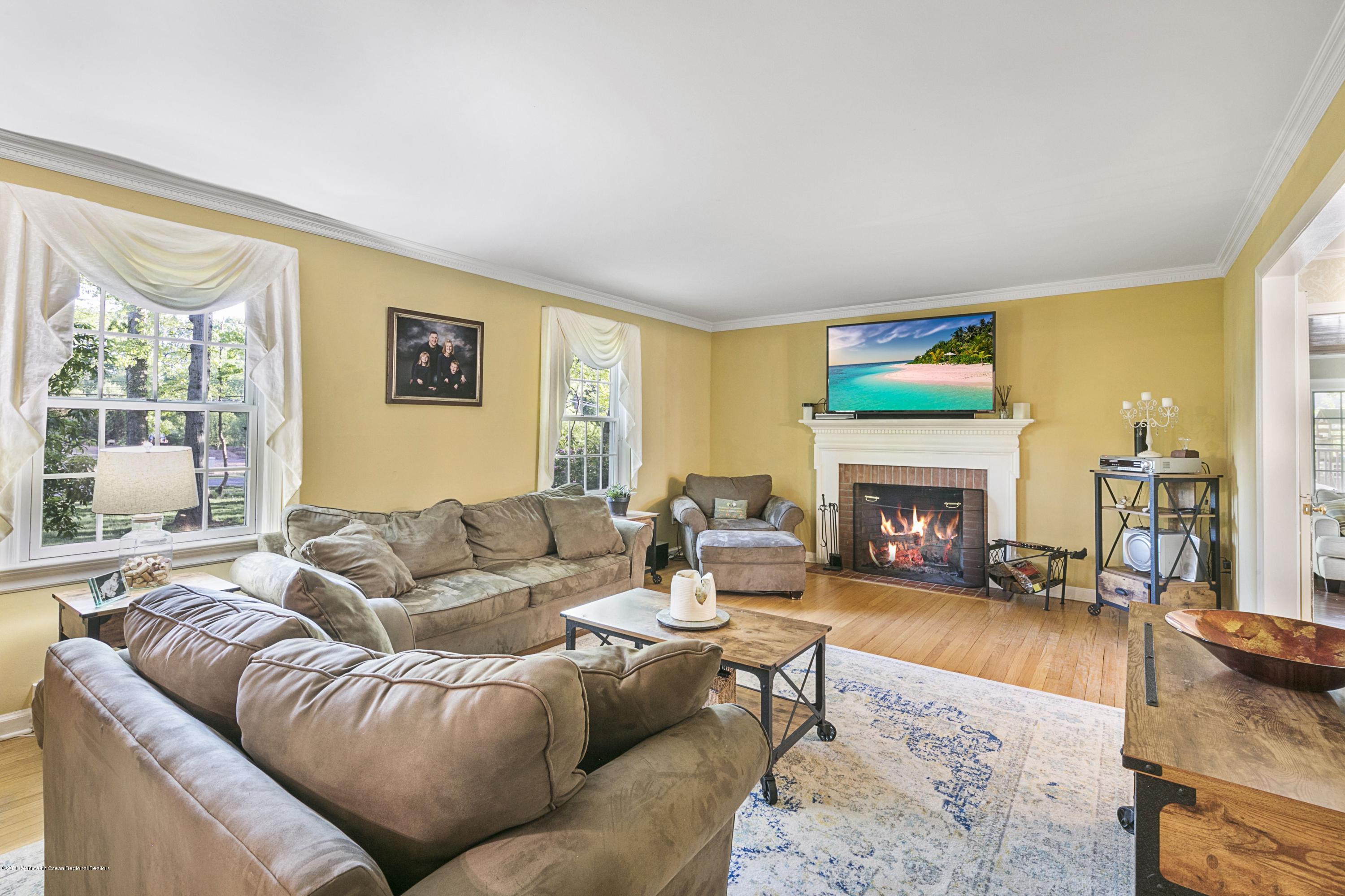 150 Cedar Drive Colts Neck, NJ 07722 - Photo 8 of 45 233A8363