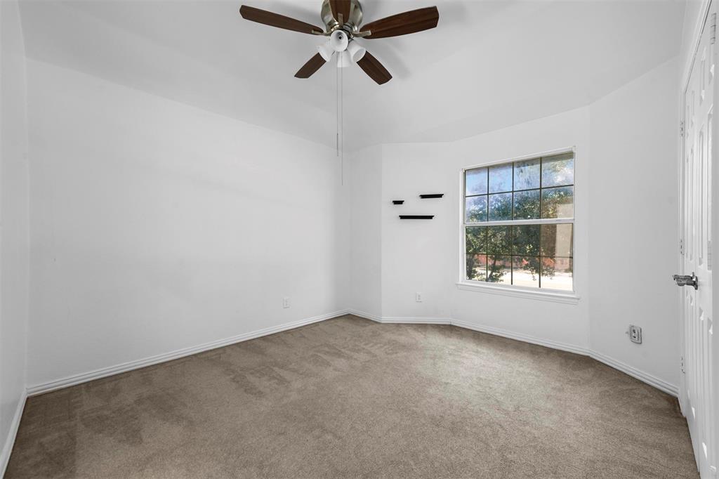 434 Moonlight Way Irving, TX 75063 - Photo 19 of 29