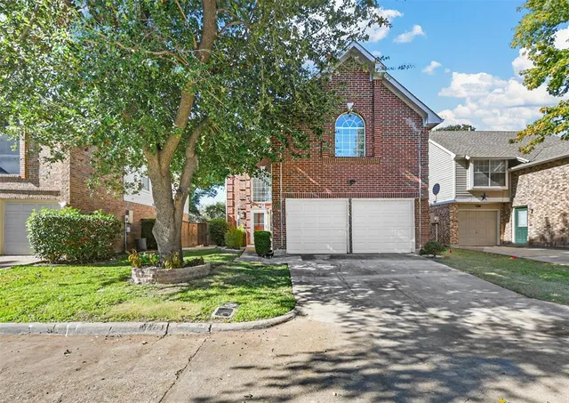$3,000 | 434 Moonlight Way, Irving, TX 75063