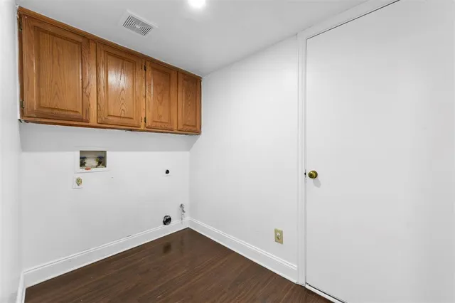 $3,000 | 434 Moonlight Way, Irving, TX 75063